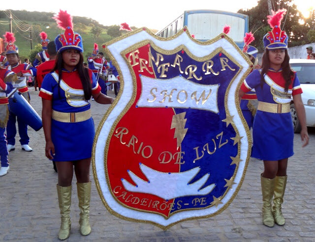 fanfarra-6047307