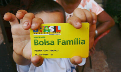 cartao-bolsa-familia-1386012876871_1920x1280-4626180